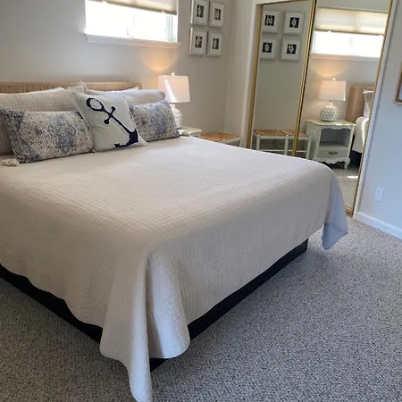 Capitola Beach Suites-3