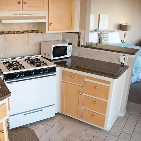 Capitola Beach Suites-2