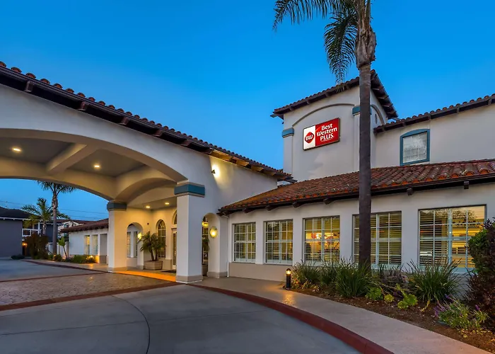 Best Western Plus Capitola By-The-Sea Inn & Suites